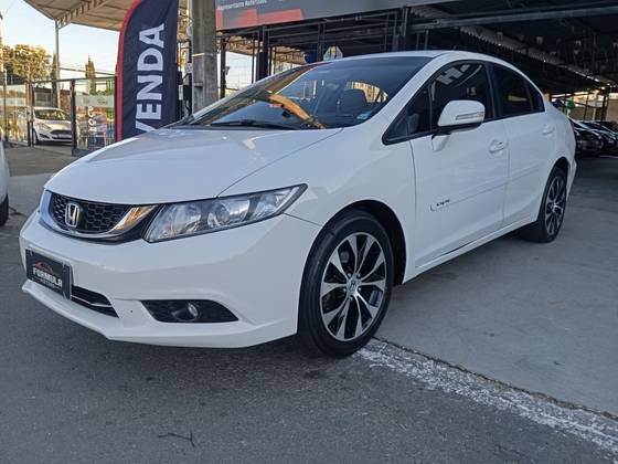 HONDA CIVIC 1.8 LXS 16V FLEX 4P AUTOMÁTICO HONDA CIVIC 1.8 LXS 16V FLEX 4P AUTOMÁTICO